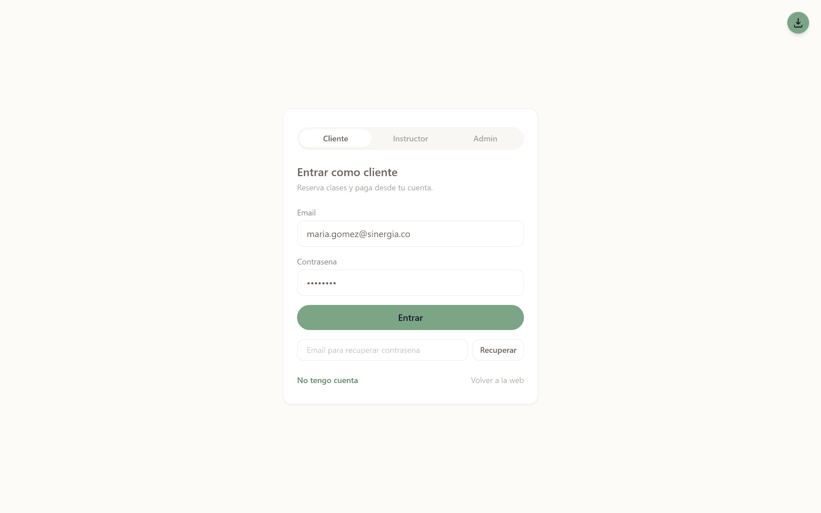 Login unificado: clientes, instructores y admin con el mismo flujo.